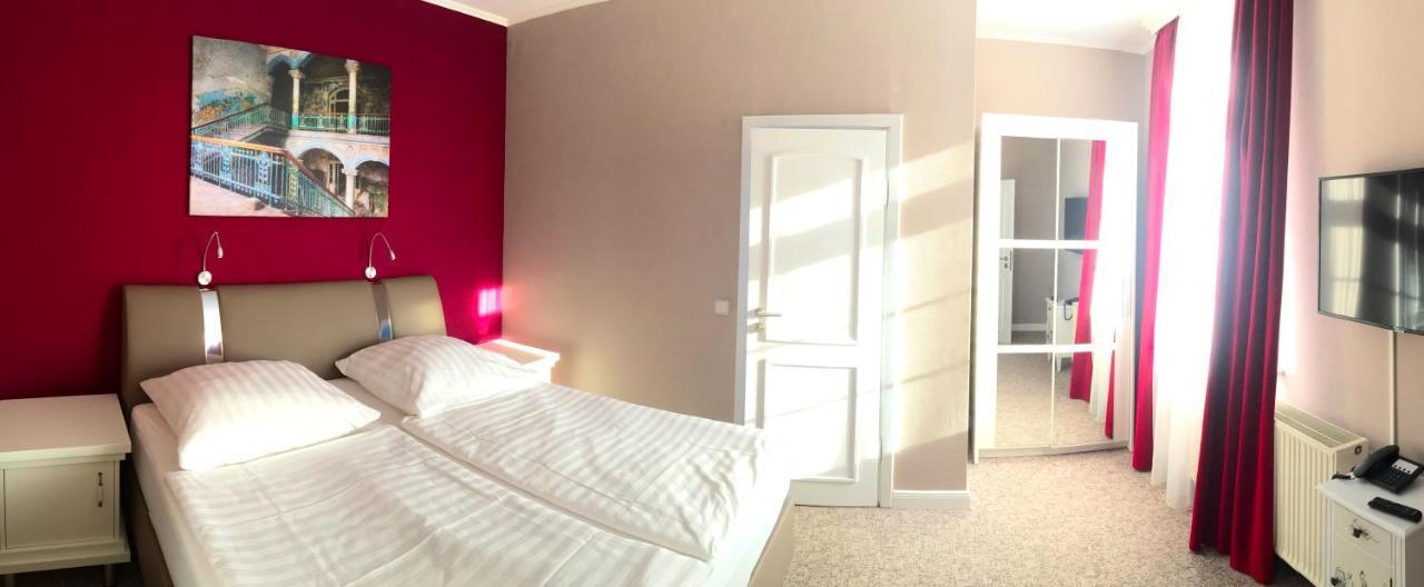 Seehotel Louise Dannenwalde Extérieur photo